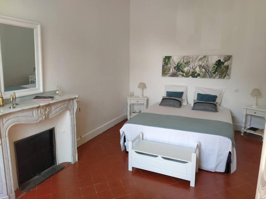 Appartement Avec Balcon, Bord Du Canal, Wifi. Narbona Exterior foto